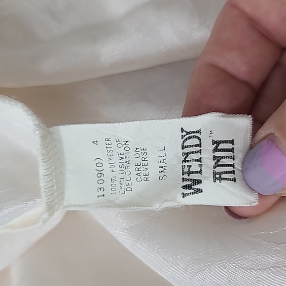 Wendy Ann 2 Piece Set Elegant Cream Floral Women's Robe With Nightgown - Picture 15 of 15